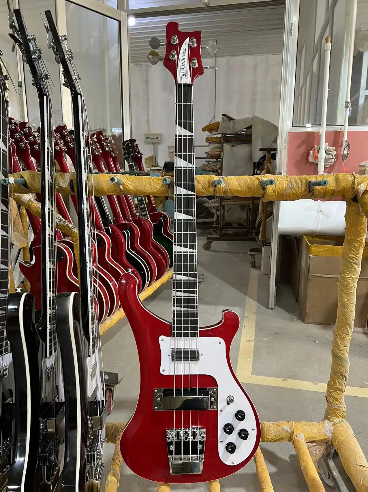 

Rickenbacker 4003 Bass Electric Guitar, Basswood Body, Red Color, Rosewood Fingerboard, 4 Strings Guitarra, violão, Free Ship 기타