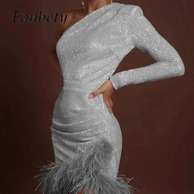 Women Elegant Sequins Mini Dresses Fashion Slim Folds Patchwork Feather Hem Dress Ladies Sexy One-Shoulder Sleeve Banquet Dress
Women Elegant Sequins Mini Dresses Fashion Slim Folds Patchwork Feather Hem Dress Ladies Sexy One-Shoulder Sleeve Banquet Dress