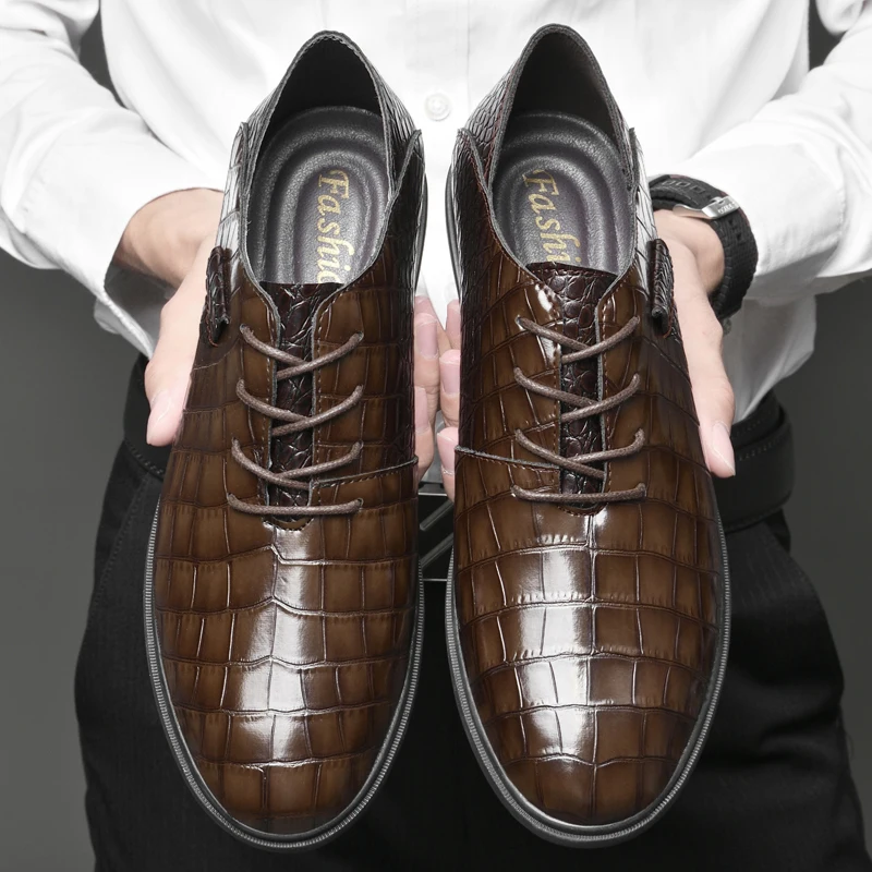 New Men Casual Shoes Classic Low-Cut Embossed Leather Shoes Business Dress Shoes Man Crocodile Pattern Loafers Plus Size 38-46
New Men Casual Shoes Classic Low-Cut Embossed Leather Shoes Business Dress Shoes Man Crocodile Pattern Loafers Plus Size 38-46