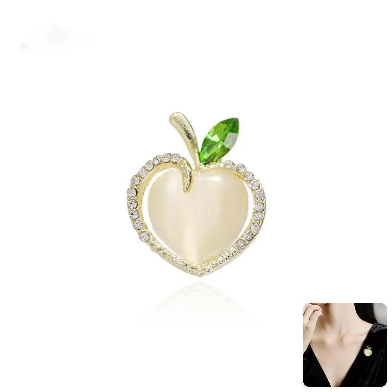 Cute Apple Brooch Gift For Women High Quality Opal Green Zircon Fruit Type Brooch Pin Anti Exposure Collar Buckles
Cute Apple Brooch Gift For Women High Quality Opal Green Zircon Fruit Type Brooch Pin Anti Exposure Collar Buckles