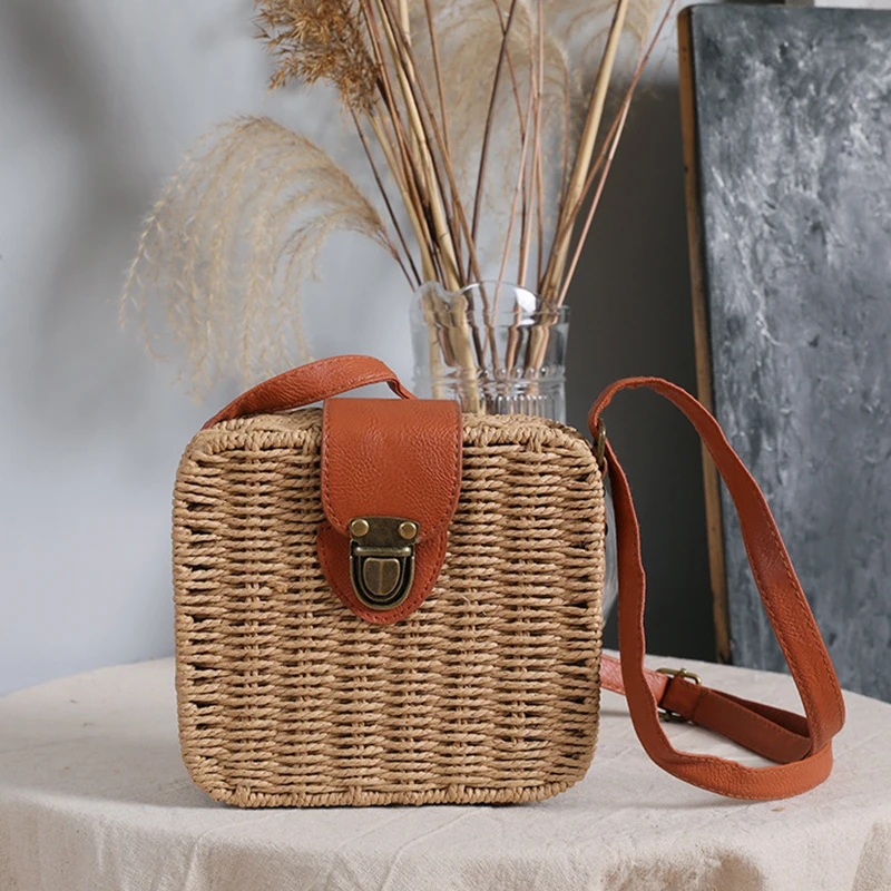 Small Round Rattan Purse - Handwoven Vacation Essential 15 Sedd7b27e1baf472caa4efbf736e75402a