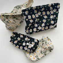 Women Makeup Bag Waterproof Large Capacity Art Design 3D Embroidery Little Flower Travel Handbags Organizer Bag for Outdoor 
Women Makeup Bag Waterproof Large Capacity Art Design 3D Embroidery Little Flower Travel Handbags Organizer Bag for Outdoor