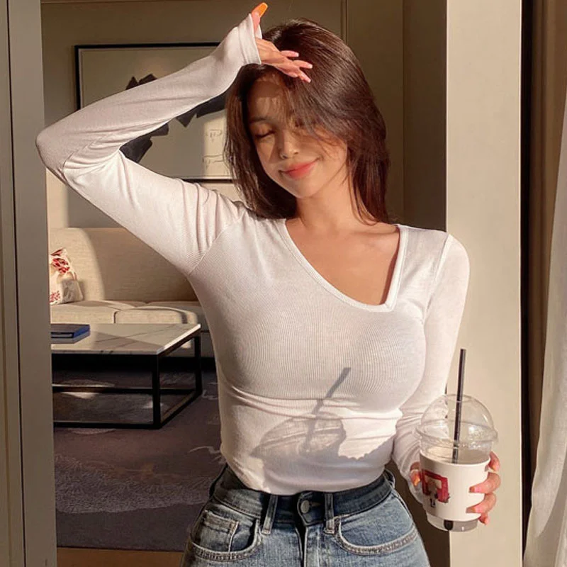 

Sweet Korea tight oblique collar leaky clavicle arc hem long sleeve T-shirt women's sexy chest top tees hot sexy top U674