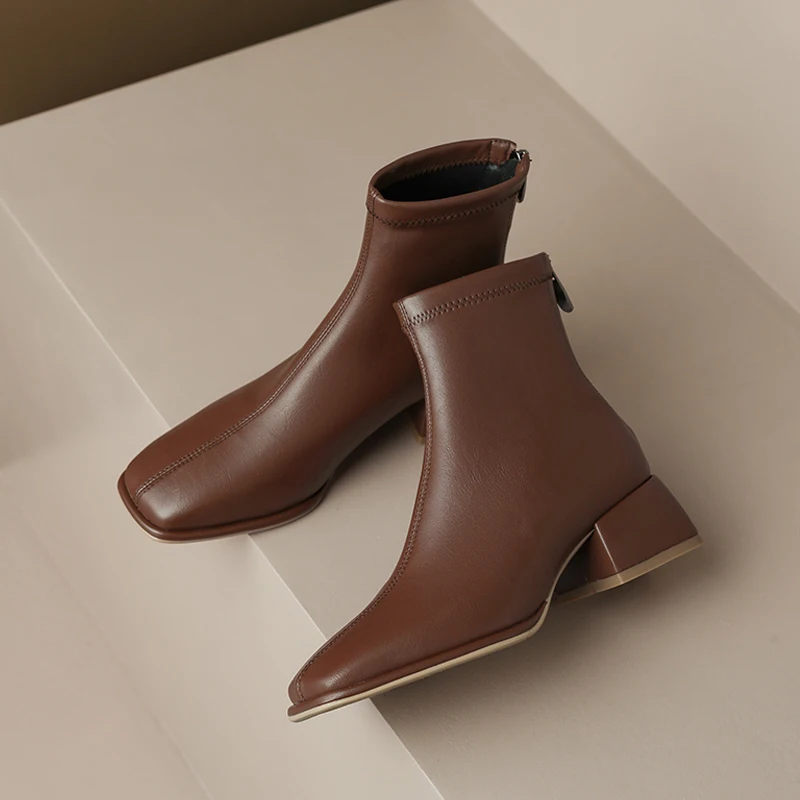 Back zipper square toe pure colour 4.5cm low thick heels work party dating fashion female cozy winter ankle boot MING10 MUYISEXI
Back zipper square toe pure colour 4.5cm low thick heels work party dating fashion female cozy winter ankle boot MING10 MUYISEXI