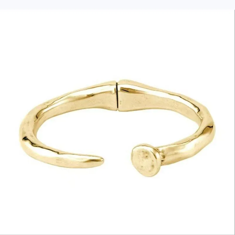 Spain Fashion Simple Couples Alloy Men Women Outdoor Bangles Quality Products Gift Geometric Screw Bracelet
Spain Fashion Simple Couples Alloy Men Women Outdoor Bangles Quality Products Gift Geometric Screw Bracelet
