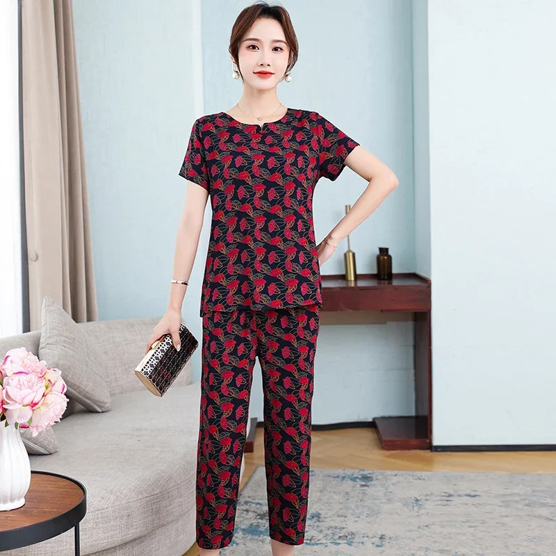 Summer Women Suits Middle-aged Mother Clothing Short Sleeve T-shirt and Harem pants Woman Tops Two-piece Sets
Summer Women Suits Middle-aged Mother Clothing Short Sleeve T-shirt and Harem pants Woman Tops Two-piece Sets