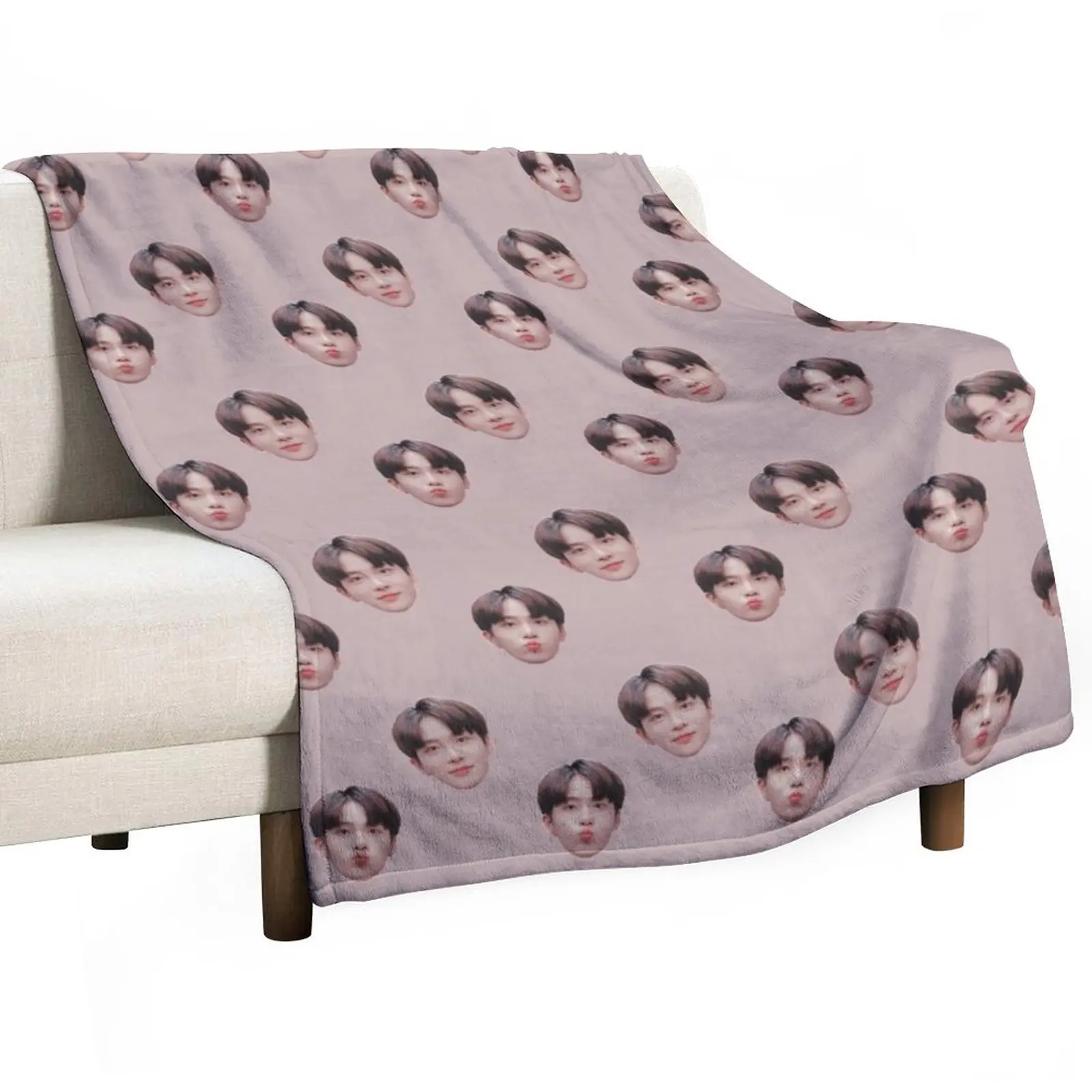 Ateez Jongho Head Pattern Musky Pink Throw Blanket Softest Blanket Extra Large Throw Blanket Blanket For Decorative Sofa
Ateez Jongho Head Pattern Musky Pink Throw Blanket Softest Blanket Extra Large Throw Blanket Blanket For Decorative Sofa