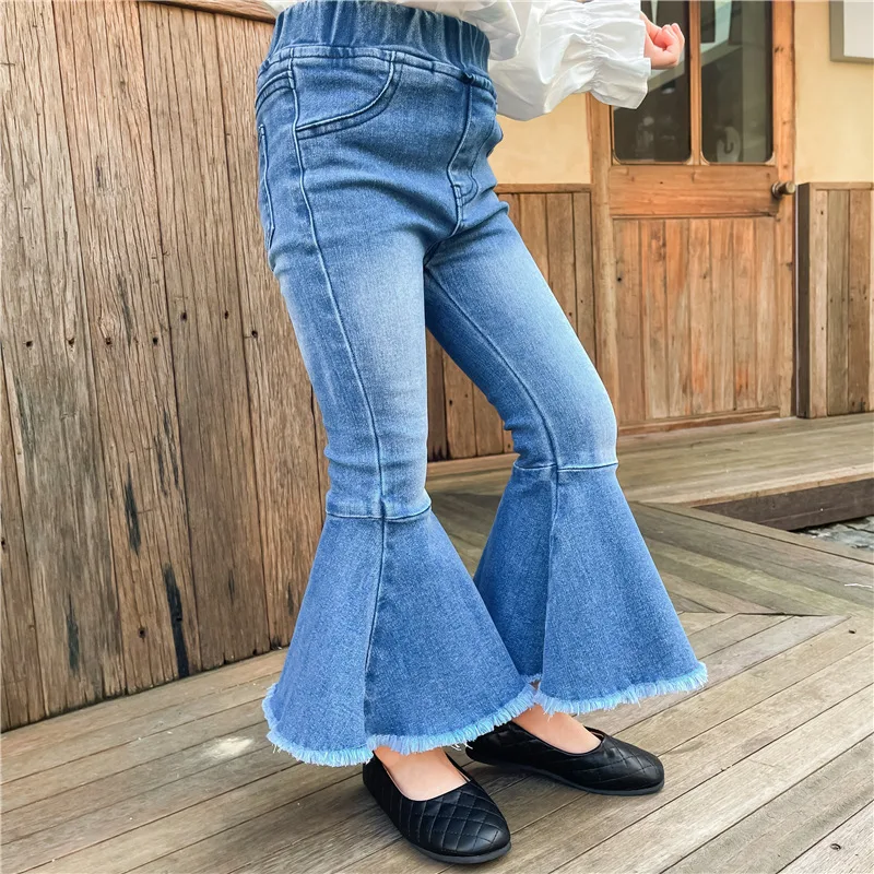Korean Style Spring Autumn Girls Pants Elastic Solid Color Flared Trousers Mid Waist Jeans Kids Clothes
Korean Style Spring Autumn Girls Pants Elastic Solid Color Flared Trousers Mid Waist Jeans Kids Clothes
