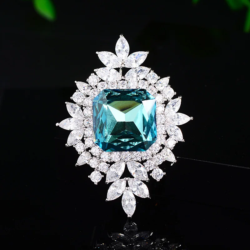 

New Light Luxury Micro-inlaid Zircon Geometric Brooches for Women and Men Clothing Pins Corsage High-end Accessories Suit Badge