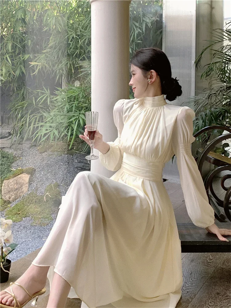 Elegant White High Neck Dress Fashion Fairy French Design Lantern Sleeves Slim Fit Holiday Dress Casual Long Dresses for Women
Elegant White High Neck Dress Fashion Fairy French Design Lantern Sleeves Slim Fit Holiday Dress Casual Long Dresses for Women