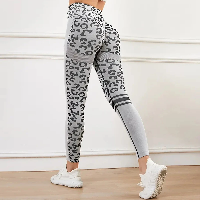 Women Leopard Seamless Yoga Pants High Waist Lifting Hip Honey Peach Hip Fitness Leggings Yoga Gym Tights Running Sports Pants
Women Leopard Seamless Yoga Pants High Waist Lifting Hip Honey Peach Hip Fitness Leggings Yoga Gym Tights Running Sports Pants