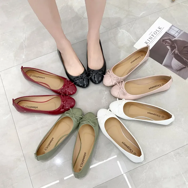 Ballet Flats Shoes Women Classics Casual Loafers Red Patent Leather Lady Fashion Design Bowknot Shoes for Woman's Spring/Autumn 
Ballet Flats Shoes Women Classics Casual Loafers Red Patent Leather Lady Fashion Design Bowknot Shoes for Woman's Spring/Autumn