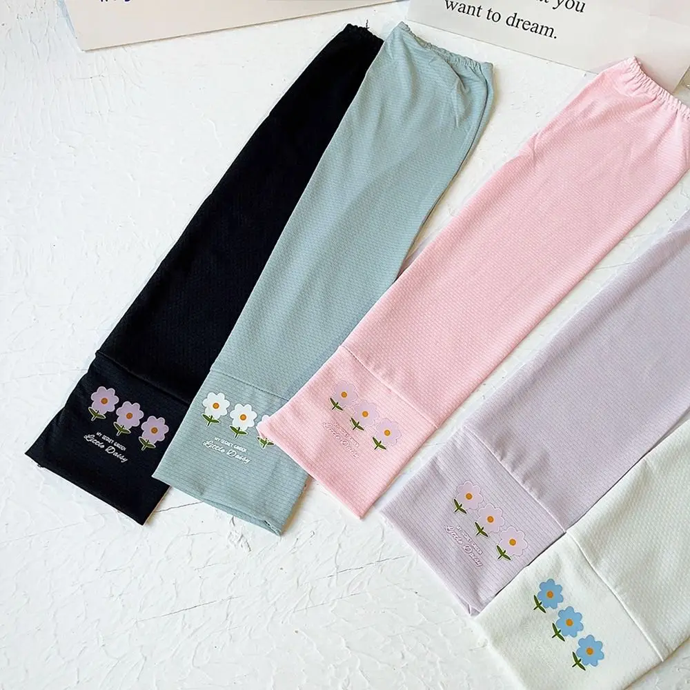 Sun Protection Ice Silk Sleeve Simple Polyester Fibre Thin Arm Sleeves Anti-Slip Cool Long Gloves Outdoor
Sun Protection Ice Silk Sleeve Simple Polyester Fibre Thin Arm Sleeves Anti-Slip Cool Long Gloves Outdoor