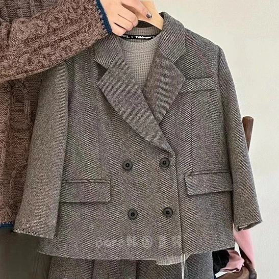 Girl's Fashionable Woolen Coat Autumn and Winter Clothing and Big Children's 2023 New Lapel Suit Fashionable and Versatile
Girl's Fashionable Woolen Coat Autumn and Winter Clothing and Big Children's 2023 New Lapel Suit Fashionable and Versatile