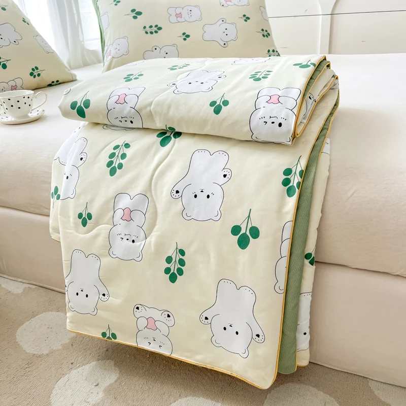 Summer Quilt Floral Style Duvets Single/Queen Size Comforter Thin Duvets Skin-friendly Bedspread edredones (No Pillowcase) Summer Quilt Floral Style Duvets Single/Queen Size Comforter Thin Duvets Skin-friendly Bedspread edredones (No Pillowcase)