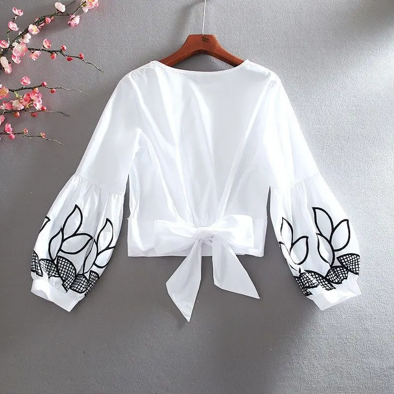 Women's Spring Summer Short Style Blouses Shirts Women's Long Sleeve O-neck Printed Lantern Sleeve Korean Tops Temperament
Women's Spring Summer Short Style Blouses Shirts Women's Long Sleeve O-neck Printed Lantern Sleeve Korean Tops Temperament