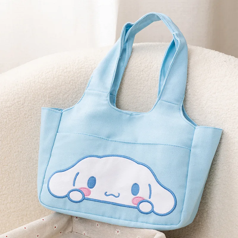 Kawaii Sanrio Canvas Bag Hello Kittys Accessories Cute Anime Handbag Lunch Box Bento Bag Casual Storage Bag Toys for Girls Gift
Kawaii Sanrio Canvas Bag Hello Kittys Accessories Cute Anime Handbag Lunch Box Bento Bag Casual Storage Bag Toys for Girls Gift