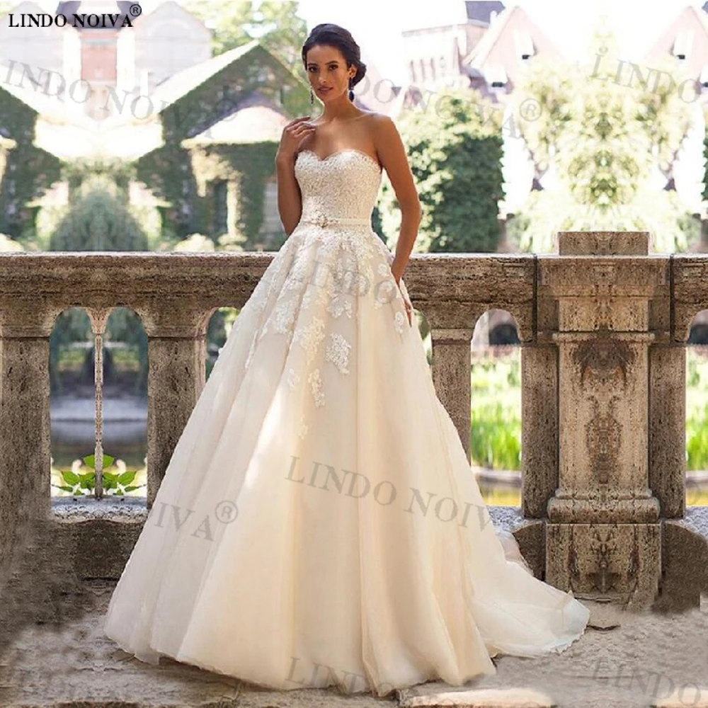 

LINDO NOIVA Vestido De Novia 2023 Elegant Strapless Sweetheart Wedding Dresses Lace Appliques Bridal Gowns with Belt Lace Up