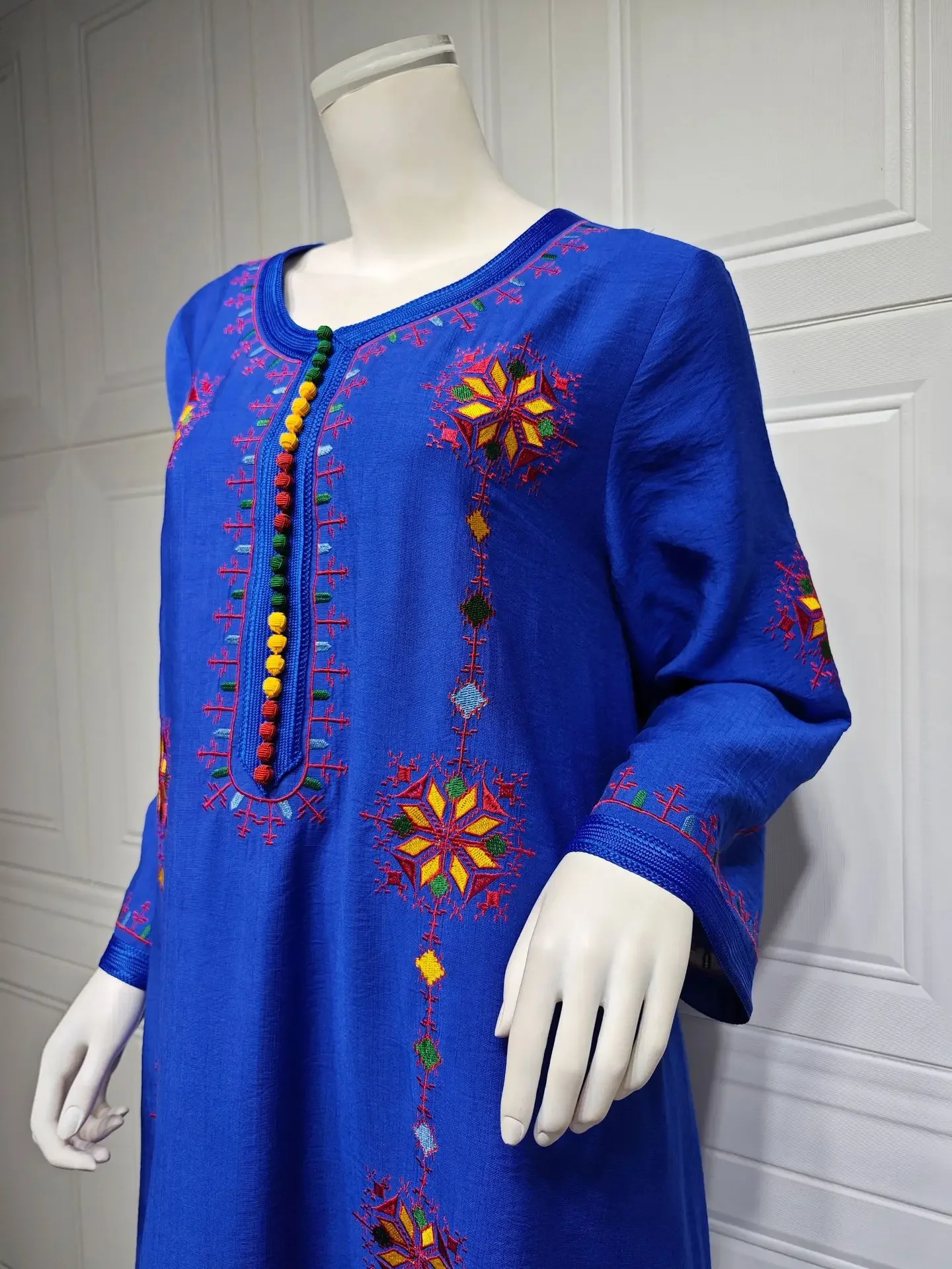 فستان مسلم مطرز أنيق للنساء جلابية عباية رمضان فساتين طويلة عبايات امرأة كيمونو رداء قفطان مغربي فيستدوس فستان مسلم مطرز أنيق للنساء جلابية عباية رمضان فساتين طويلة عبايات امرأة كيمونو رداء قفطان مغربي فيستدوس