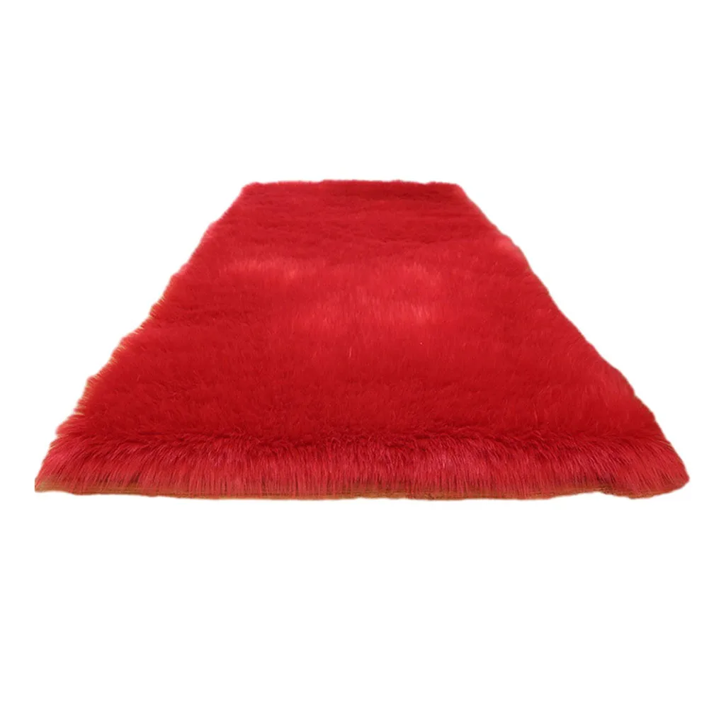 Plush carpet floor mat solid color suitable for bedroom home keeps your home clean and cozy stylish and simple design
Plush carpet floor mat solid color suitable for bedroom home keeps your home clean and cozy stylish and simple design