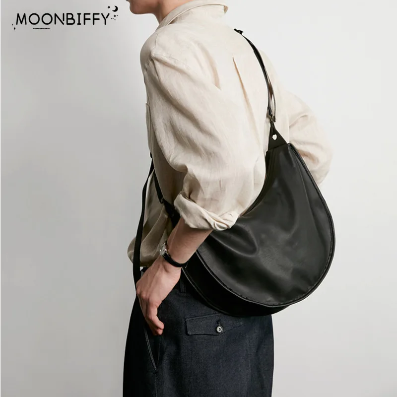 Soft PU Leather Women Shoulder Bags Vintage Crossbody Bags for Men Trend Brand Trending Ladies Handbags and Purses Black Bolsas
Soft PU Leather Women Shoulder Bags Vintage Crossbody Bags for Men Trend Brand Trending Ladies Handbags and Purses Black Bolsas