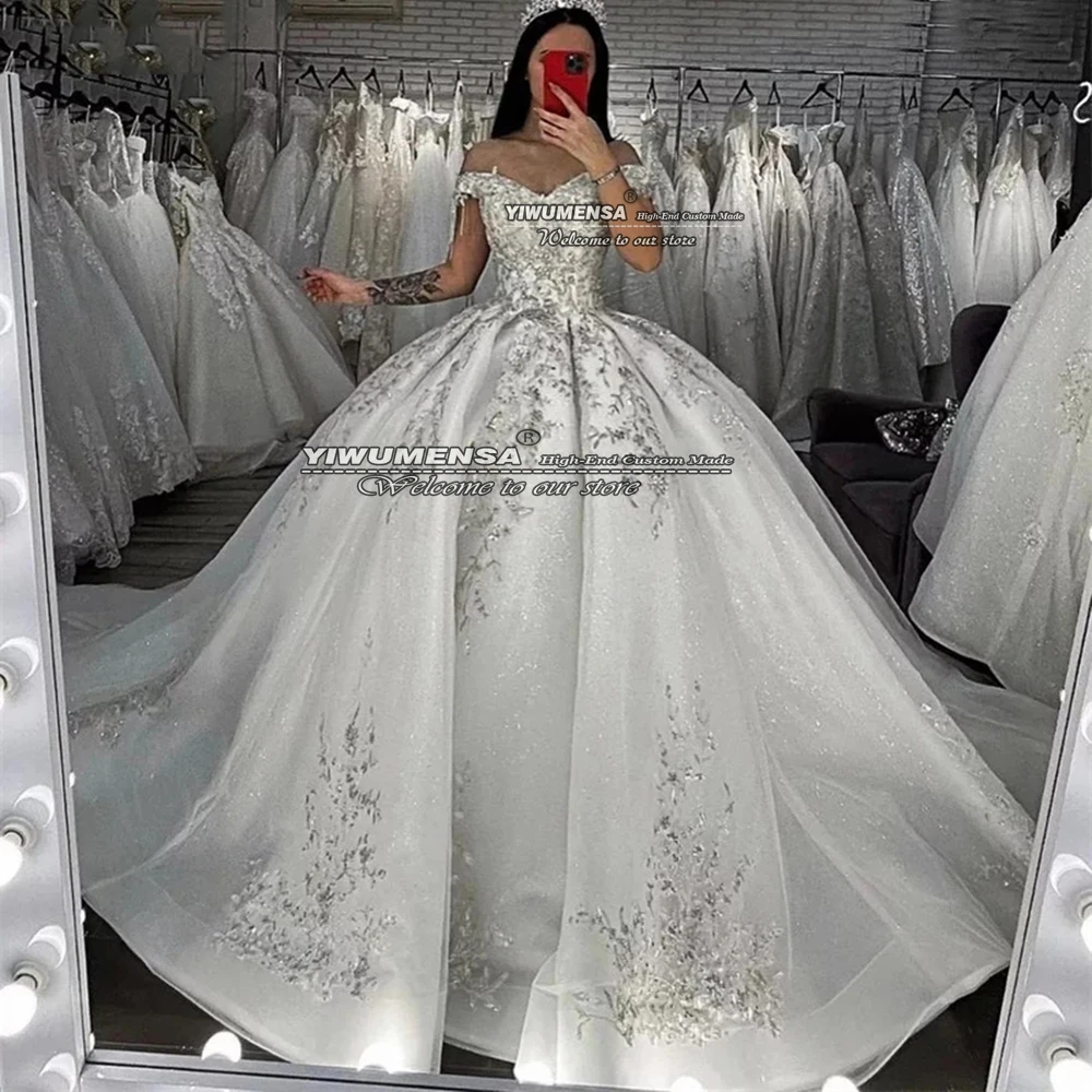 Elegant Princess Ball Gown Wedding Dresses Off Shoulder Sliver Shinny Appliques Women Marriage Bride Guest Party Dress Luxury
Elegant Princess Ball Gown Wedding Dresses Off Shoulder Sliver Shinny Appliques Women Marriage Bride Guest Party Dress Luxury