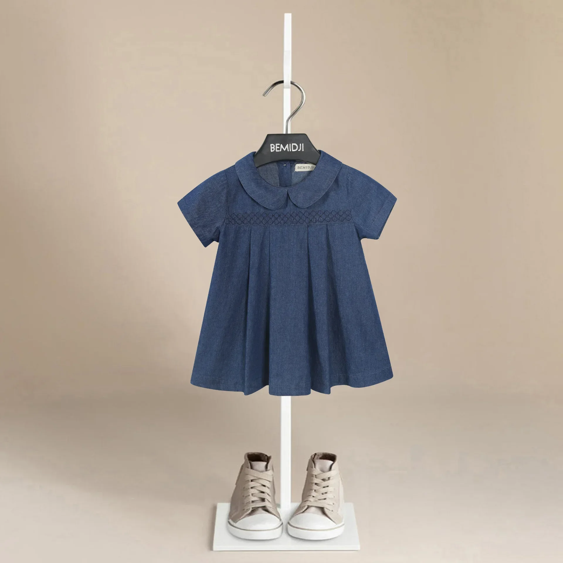 Baby Girls Denim Dress Fashion Kids Girl Summer Princess Chest Embroidery Birthday Dresses Children Clothes Short Sleeves
Baby Girls Denim Dress Fashion Kids Girl Summer Princess Chest Embroidery Birthday Dresses Children Clothes Short Sleeves