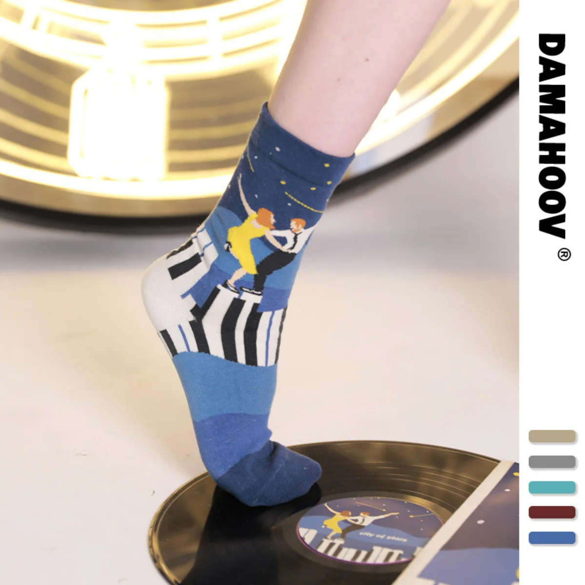 

DAMAHOOV Original Not As Dancing Tribute Classic Movie Illustration SOCKS Couple Fashion Comfortable All-match Mid-tube Socks