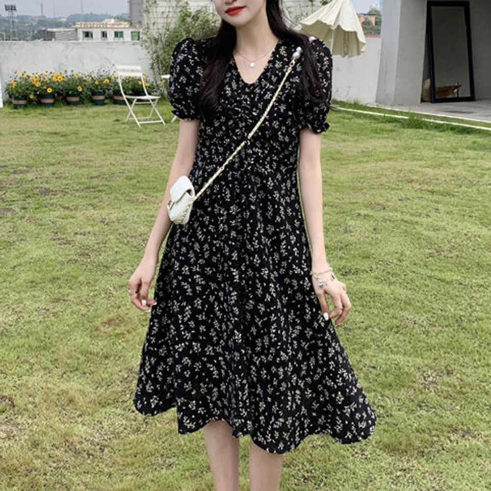Elegant Pattern Print Pleated Loose Party Dress Women Sexy V-neck TIE-UP Pocket Bohe Long Dress Casual Long Sleeve Beach Dresses
Elegant Pattern Print Pleated Loose Party Dress Women Sexy V-neck TIE-UP Pocket Bohe Long Dress Casual Long Sleeve Beach Dresses