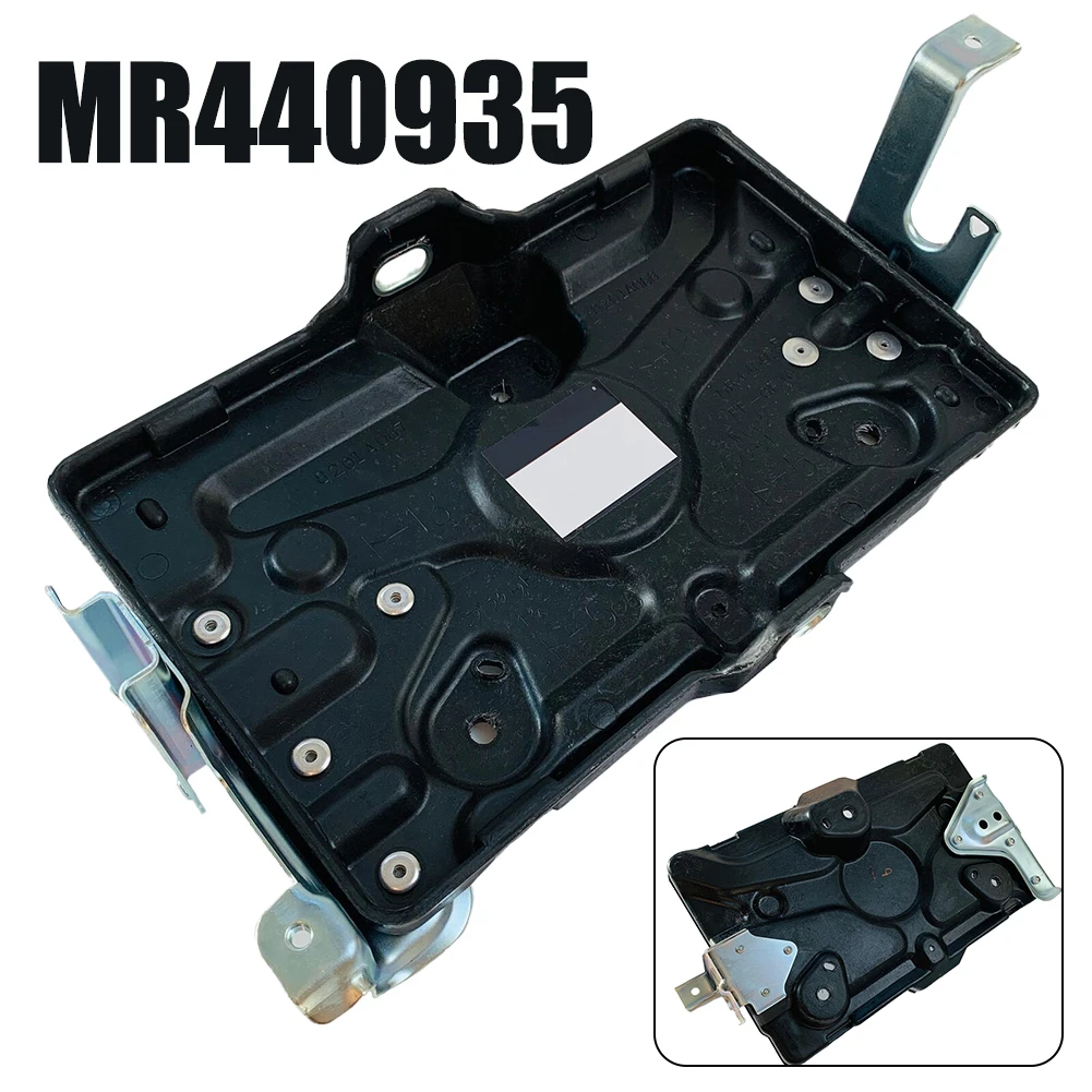 

Battery Tray Car Electrical Battery Holder For Mitsubishi Pajero Montero IV V73 V75 V78 V93 V97 V98 MR440935 8201A086 New