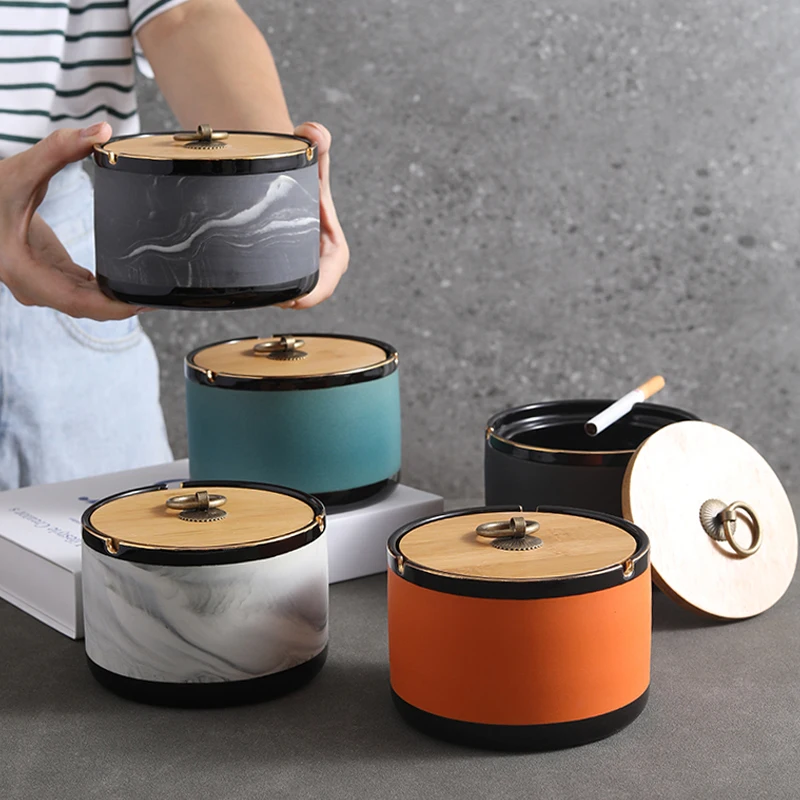 Ashtray Creative Personality Trend Household Ceramic High-end Living Room Office Light Luxury Large Coffee Table Flying Ashtray
Ashtray Creative Personality Trend Household Ceramic High-end Living Room Office Light Luxury Large Coffee Table Flying Ashtray