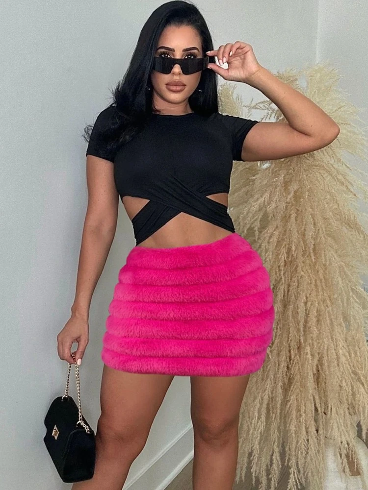 HAOYUAN Solid Faux Fur Mini Skirts Women Winter Slim Fashion Casual Streetwear Bottoms Cotton Padded Zipper Plush Pencil Skirt
HAOYUAN Solid Faux Fur Mini Skirts Women Winter Slim Fashion Casual Streetwear Bottoms Cotton Padded Zipper Plush Pencil Skirt