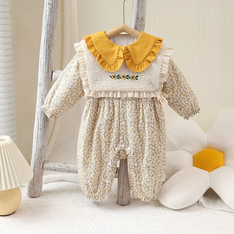 Winter Newborn Baby Clothing Peter Pan Collar Floral Print Girls Rompers+Kids Waistcoat 2pcs/set Infant Girls Outfit 0-2Y
Winter Newborn Baby Clothing Peter Pan Collar Floral Print Girls Rompers+Kids Waistcoat 2pcs/set Infant Girls Outfit 0-2Y