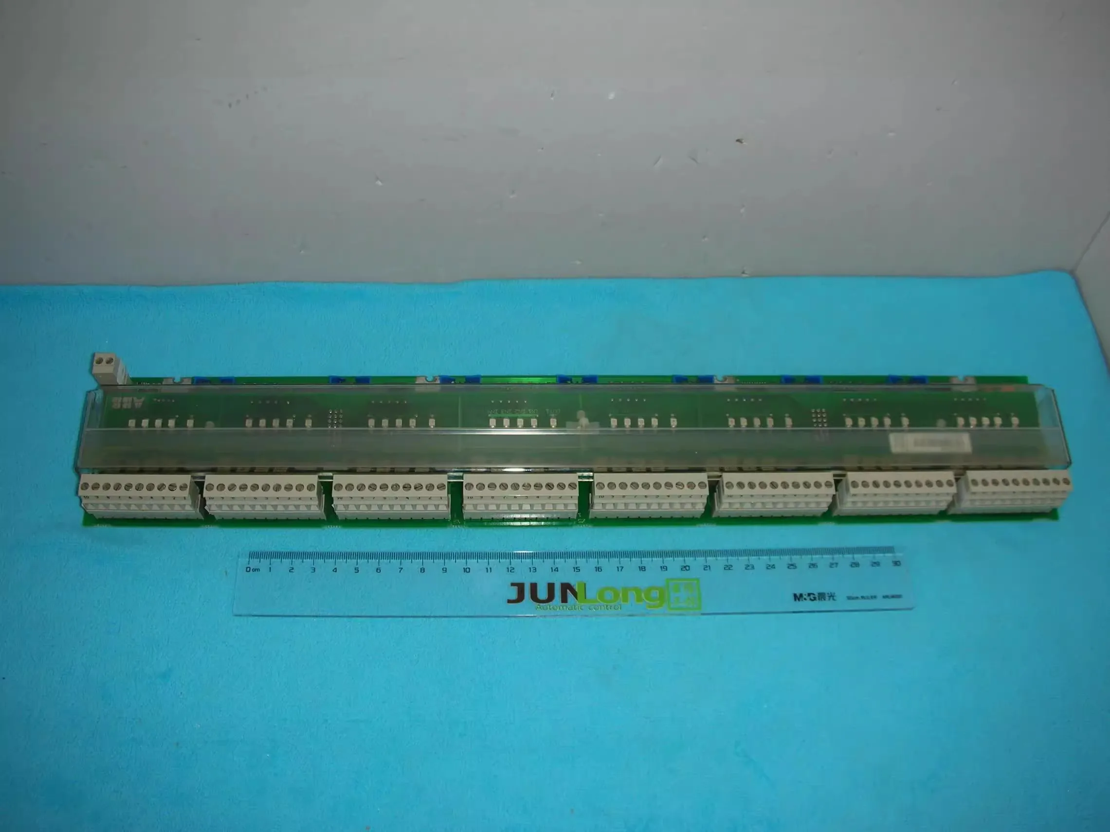 1 шт.★ABB DSTD145 3BSE007853R1 
1 шт.★ABB DSTD145 3BSE007853R1