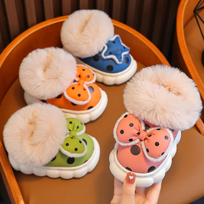 Dot Faux Fur Boys Girls Slippers Winter Bow Star Home Shoes For Children Plush Warm Soft Bottom Toddler Kids Slippers Boots
Dot Faux Fur Boys Girls Slippers Winter Bow Star Home Shoes For Children Plush Warm Soft Bottom Toddler Kids Slippers Boots