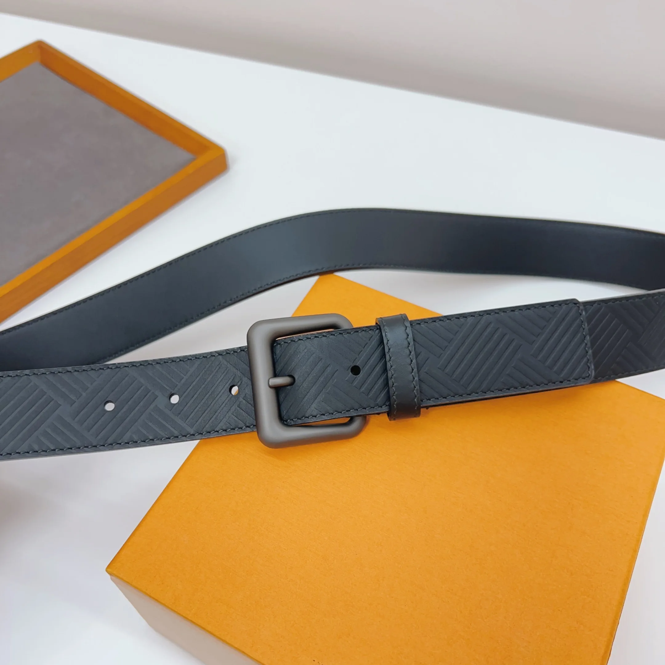 High-quality Belts For Man Luxury Designer Brand 2023Braided Belt Knit Handmade Genuine Leather Double Faced Cowhide
High-quality Belts For Man Luxury Designer Brand 2023Braided Belt Knit Handmade Genuine Leather Double Faced Cowhide