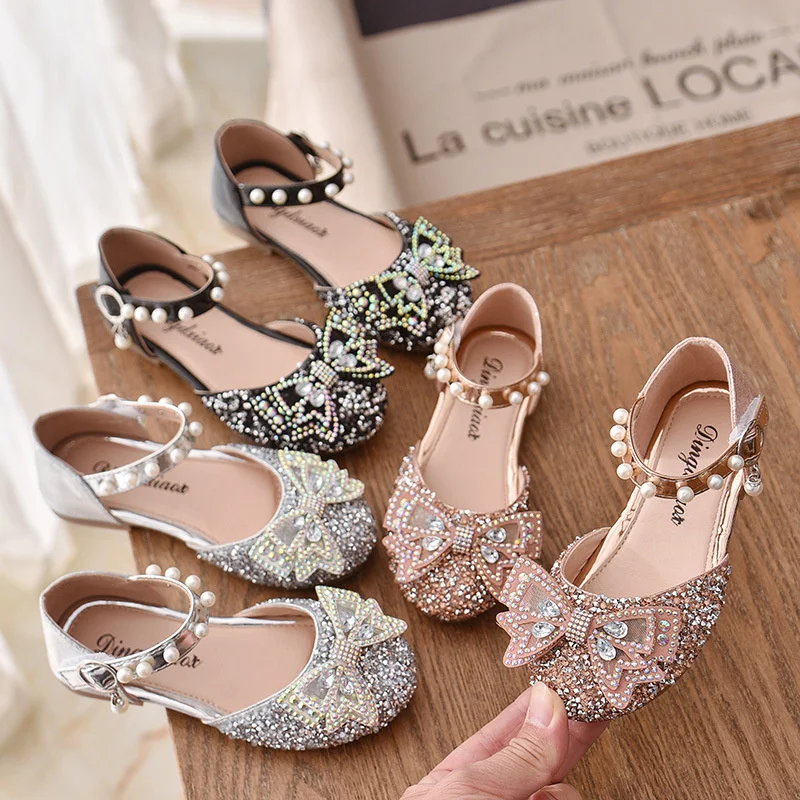 Fashion Girls Sequin Lace Bow Kids Shoes Girls Cute Pearl Princess Dance Single Casual Shoe New Children's Party Wedding Shoes
Fashion Girls Sequin Lace Bow Kids Shoes Girls Cute Pearl Princess Dance Single Casual Shoe New Children's Party Wedding Shoes