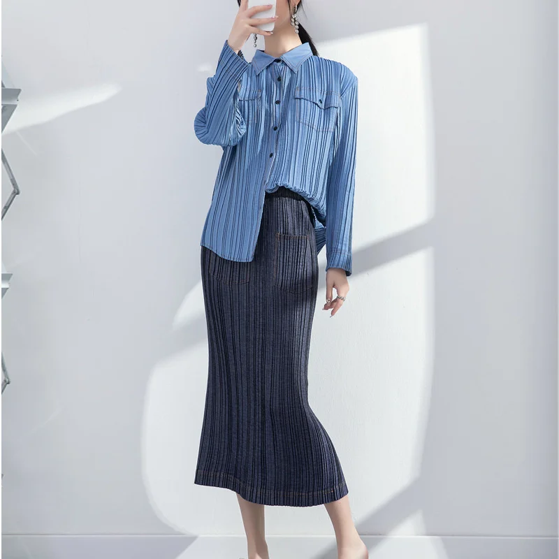 New Fashion Women Pleated T Shirt Lapel Long Sleeve Pullover Top and High Waist Pleated Skirt Solid Color Slim Hip Package Skirt
New Fashion Women Pleated T Shirt Lapel Long Sleeve Pullover Top and High Waist Pleated Skirt Solid Color Slim Hip Package Skirt