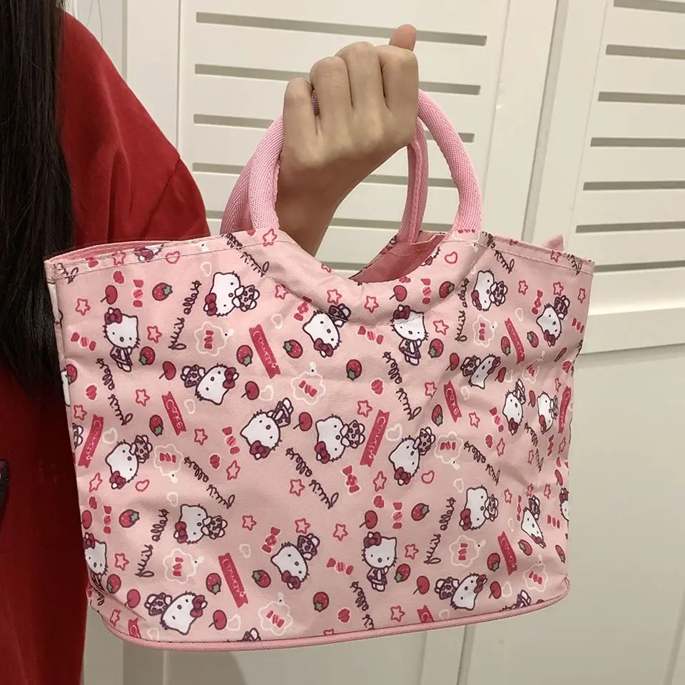New Sanrios anime cartoon cute Hello Kitty cartoon zipper storage bag Kawaii large capacity handbag shopping bag mommy bag gift
New Sanrios anime cartoon cute Hello Kitty cartoon zipper storage bag Kawaii large capacity handbag shopping bag mommy bag gift