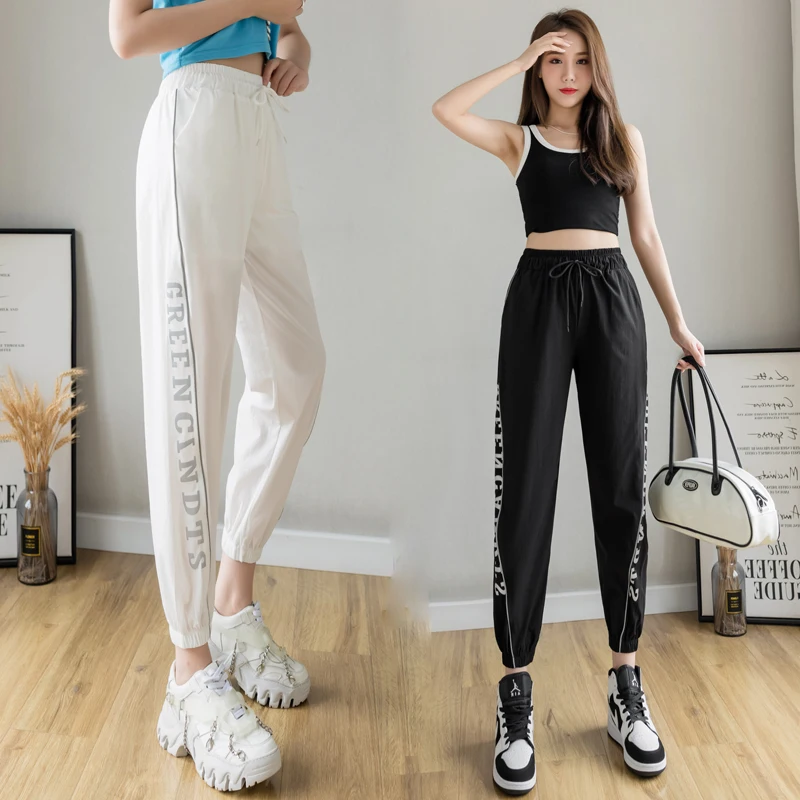 New Ice Silk Quick Drying Streetwear Sweatpants Womens Lantern Trousers Ladies Baggy Casual Popular Joggers Women Bottoms Pants
New Ice Silk Quick Drying Streetwear Sweatpants Womens Lantern Trousers Ladies Baggy Casual Popular Joggers Women Bottoms Pants
