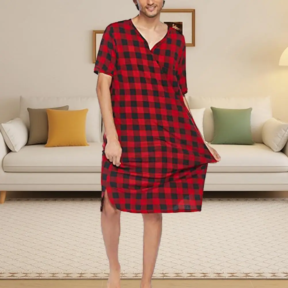 V-neck Pajamas Plaid Print Men's Summer Pajamas with Short Sleeves Chest Pocket V Neck Casual Sleep Robe One-piece for Comfort
V-neck Pajamas Plaid Print Men's Summer Pajamas with Short Sleeves Chest Pocket V Neck Casual Sleep Robe One-piece for Comfort