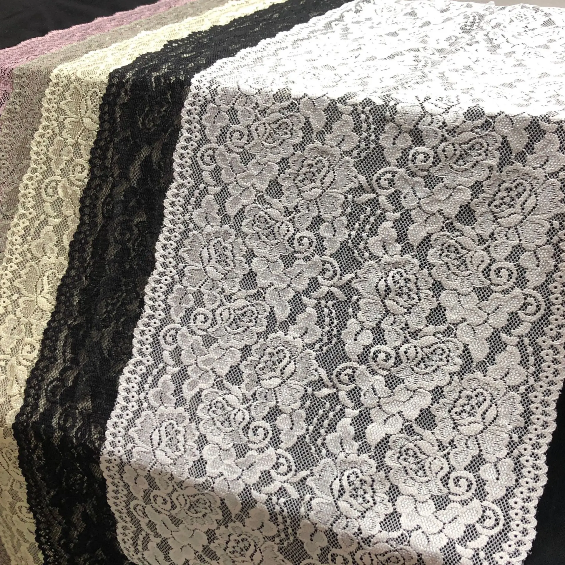 30cm wide 10 yards/Roll lace large edge Glitter flower decorative lace DIY wedding lingerie garment accessories
30cm wide 10 yards/Roll lace large edge Glitter flower decorative lace DIY wedding lingerie garment accessories