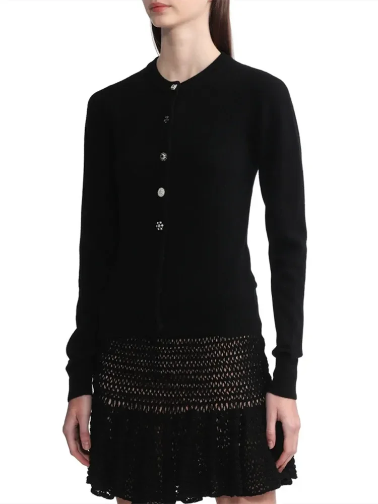 Women Sweater Wool Rhinestone Decoration Buttons Autumn Casual O-Neck Long Sleeve Knitted Cardigan
Women Sweater Wool Rhinestone Decoration Buttons Autumn Casual O-Neck Long Sleeve Knitted Cardigan