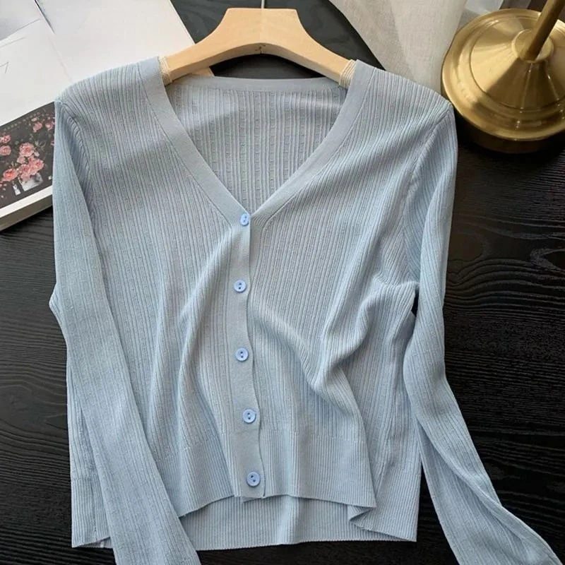 Women Thin Knit Sunscreen Cardigan Coat Summer Casual Ice Slik Short Knitwaer Outwear Korean Fashion Slim Strickjacke New
Women Thin Knit Sunscreen Cardigan Coat Summer Casual Ice Slik Short Knitwaer Outwear Korean Fashion Slim Strickjacke New