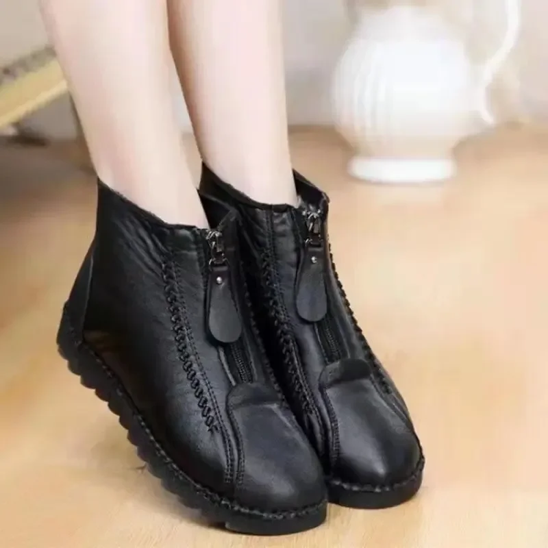 2024 Winter Women Ankle Boots Fashion Warm Mother's Boots Flat-Bottom Comfortable Non Slip Front Zipper Closure Female Footwear
2024 Winter Women Ankle Boots Fashion Warm Mother's Boots Flat-Bottom Comfortable Non Slip Front Zipper Closure Female Footwear