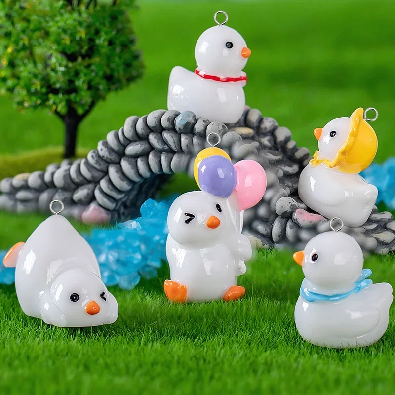 10pcs Kawaii 3D Small White Duck Resin Charms Lovely Animal Pendant for Earring Keychain Diy Jewelry Making Supplies
10pcs Kawaii 3D Small White Duck Resin Charms Lovely Animal Pendant for Earring Keychain Diy Jewelry Making Supplies