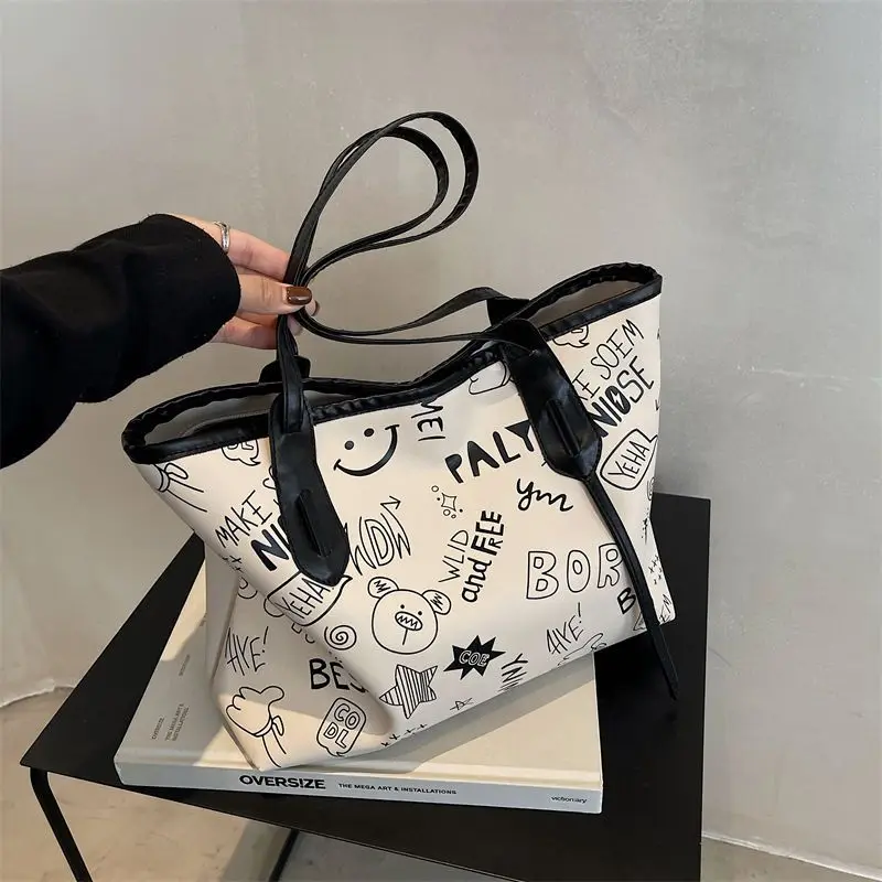 Tote Bag for Women College Work Travel Handbag Luxury Graffiti PU Bag Shoulder Bags Large Capacity Zipper Shopper Handbags
Tote Bag for Women College Work Travel Handbag Luxury Graffiti PU Bag Shoulder Bags Large Capacity Zipper Shopper Handbags