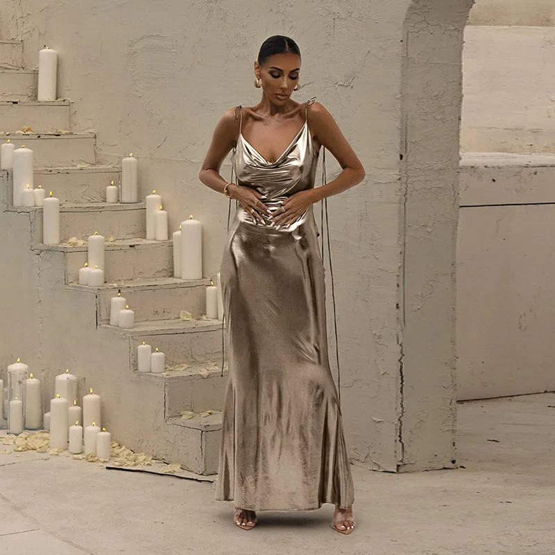 Luxury Silky Dress Women Elegant Gold V-Neck Sleeveless Backless Bandage Spaghetti Strap Ruched Dress Skinny Prom Party Vestidos
Luxury Silky Dress Women Elegant Gold V-Neck Sleeveless Backless Bandage Spaghetti Strap Ruched Dress Skinny Prom Party Vestidos