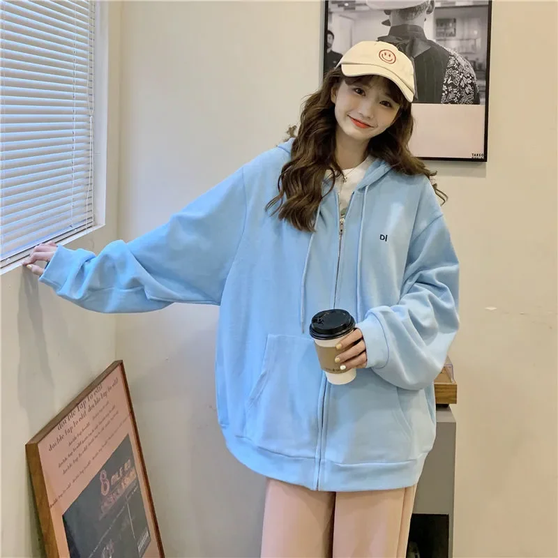 Harajuku простая Классическая Осенняя Толстовка Ulzzang для подростков 6 цветов милый стиль BF Женская куртка с капюшоном на молнии Женская свободная одежда с капюшоном
Harajuku простая Классическая Осенняя Толстовка Ulzzang для подростков 6 цветов милый стиль BF Женская куртка с капюшоном на молнии Женская свободная одежда с капюшоном