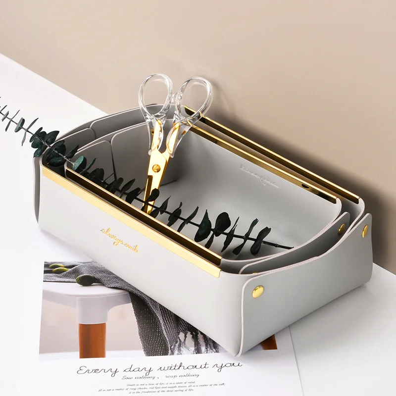 Desktop leather storage box Nordic style Phnom Penh leather storage tray porch cosmetics jewelry snacks finishing
Desktop leather storage box Nordic style Phnom Penh leather storage tray porch cosmetics jewelry snacks finishing